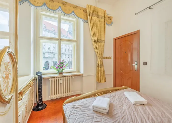 Διαμέρισμα 3br In Old Town - Self Check-in - 1 - Sleep Up To 8 Πράγα