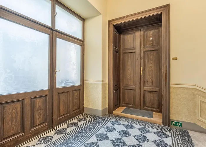 3br In Old Town - Self Check-in - 1 - Sleep Up To 8 Apartamento