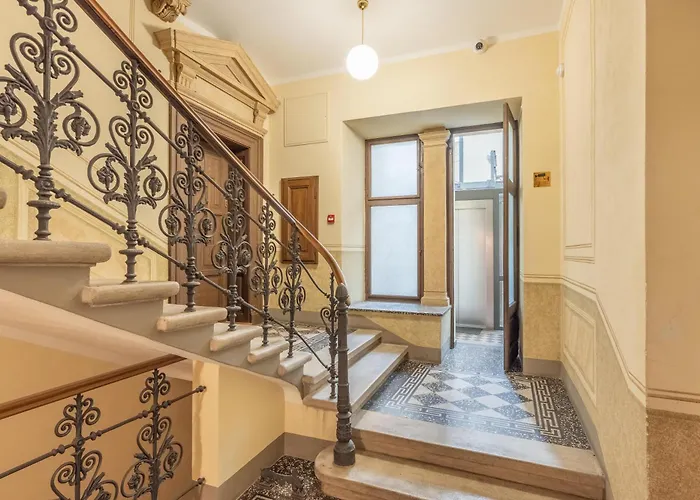 3br In Old Town - Self Check-in - 1 - Sleep Up To 8 Διαμέρισμα Πράγα