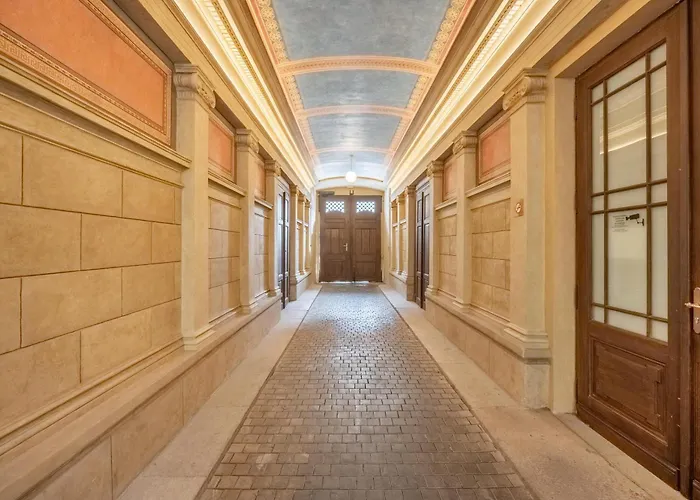 3br In Old Town - Self Check-in - 1 - Sleep Up To 8 Praga
