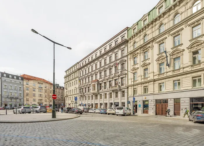 3br In Old Town - Self Check-in - 1 - Sleep Up To 8 * Πράγα