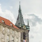 3br In Old Town - Self Check-in - 1 - Sleep Up To 8 Апартаменты *
