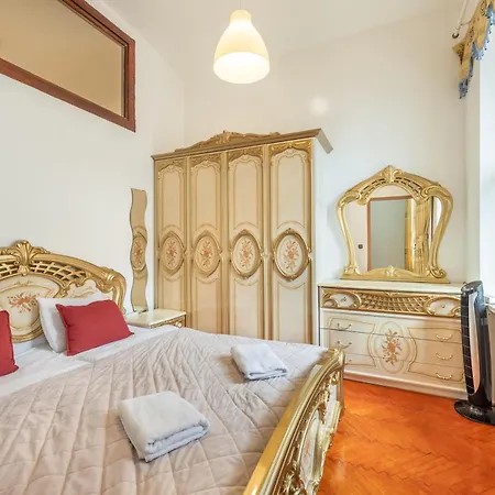 3br In Old Town - Self Check-in - 1 - Sleep Up To 8 * Прага