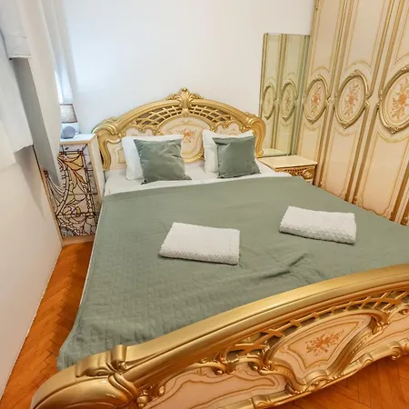 3br In Old Town - Self Check-in - 1 - Sleep Up To 8 Apartamento
