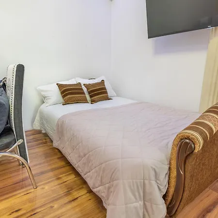 3br In Old Town - Self Check-in - 1 - Sleep Up To 8 * Praga
