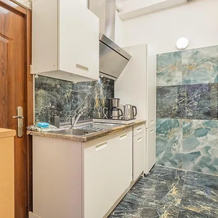 Apartamento 3br In Old Town - Self Check-in - 1 - Sleep Up To 8 *