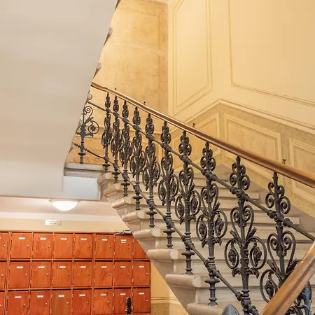 3br In Old Town - Self Check-in - 1 - Sleep Up To 8 Apartamento *