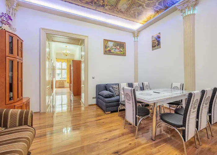 3br In Old Town - Self Check-in - 1 - Sleep Up To 8